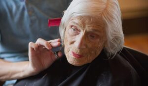 Saskatoon Senior Home Beauty Services